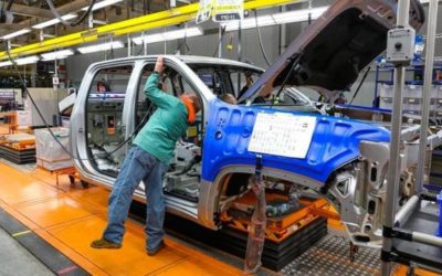 GM registra un mayor beneficio trimestral; prevé fuertes ganancias en 2023