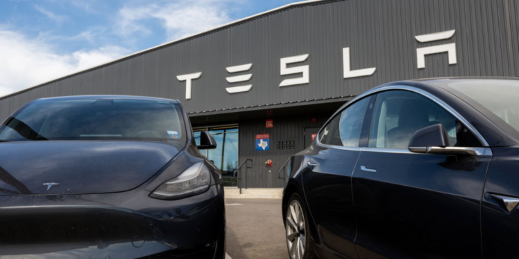 Tesla en Nuevo León beneficiará a Guanajuato en proveeduría