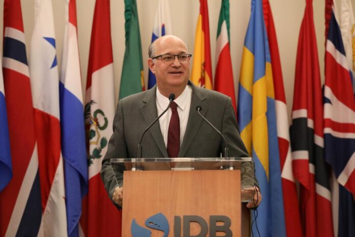 Presidente del BID señala tres desafíos de América Latina que puede resolver la innovación