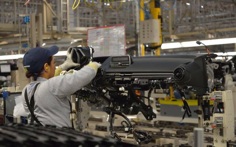 Exportaciones mexicanas aceleran 5.8% anual en mayo