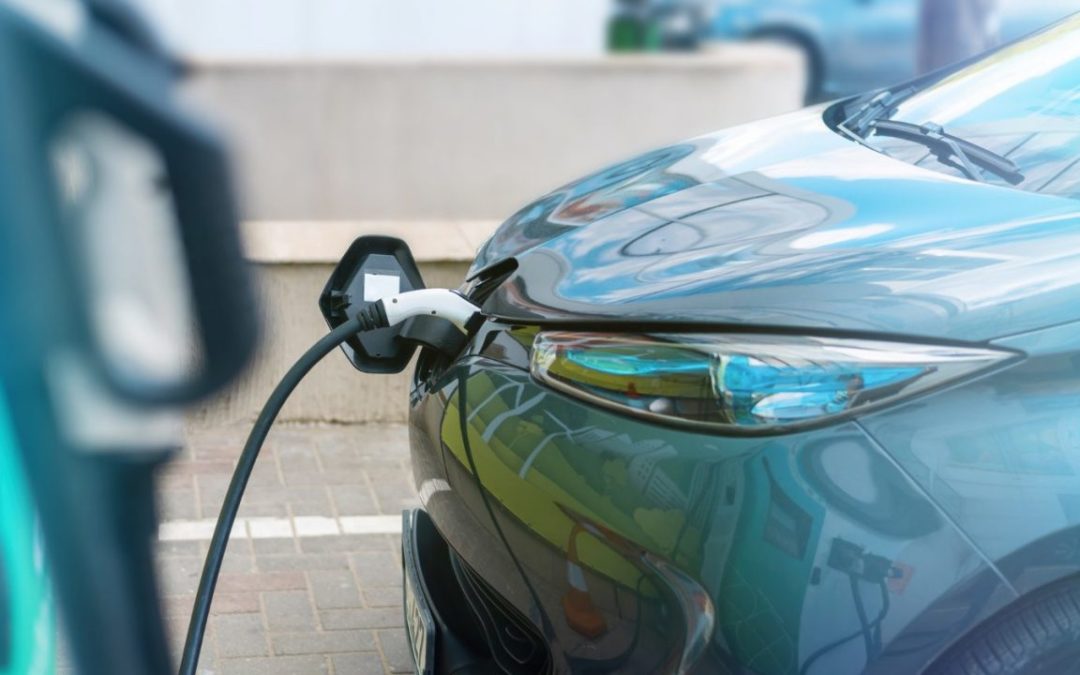 ¿Qué tanto contaminan los autos eléctricos? Estudio los analiza