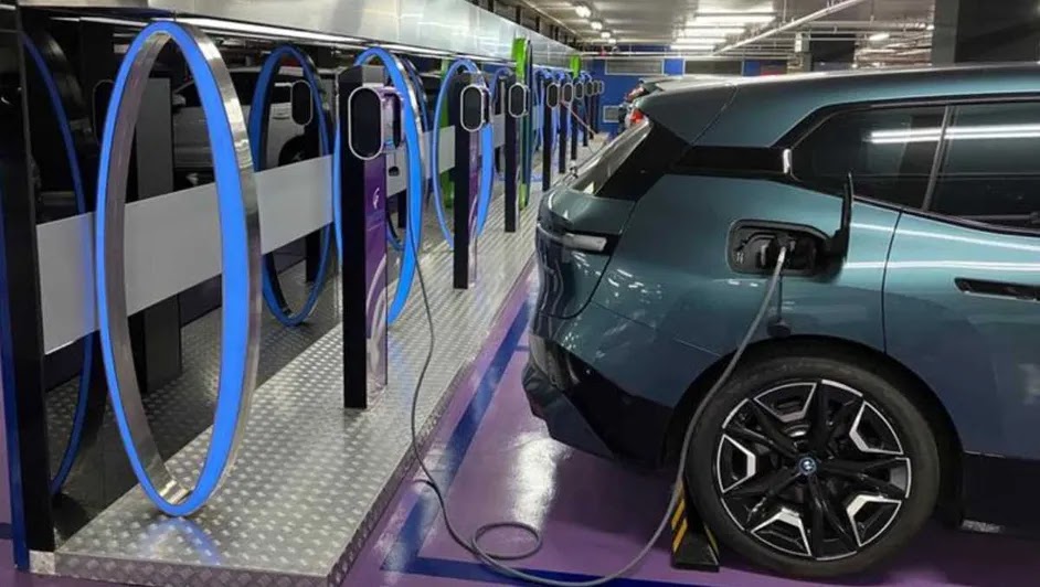Industria automotriz promueve electromovilidad en Paquete Económico 2024