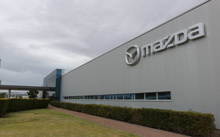 Celebra Mazda 12 años de colocar la primera piedra en planta de Salamanca