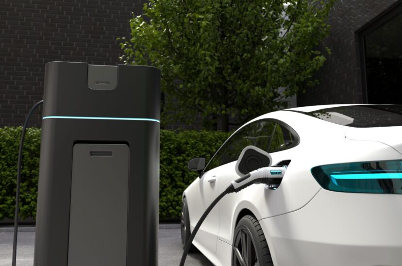 ¿Cuál se devalúa más rápido?, un auto eléctrico o uno de gasolina?