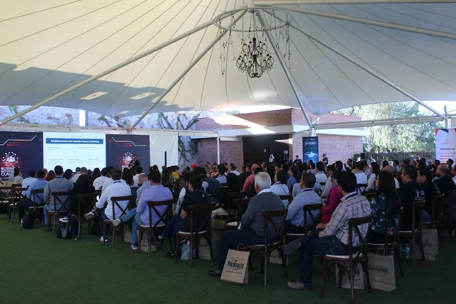 Empresarios de la industria automotriz en Guanajuato se reúnen en el ‘Business Networking CLAUGTO’