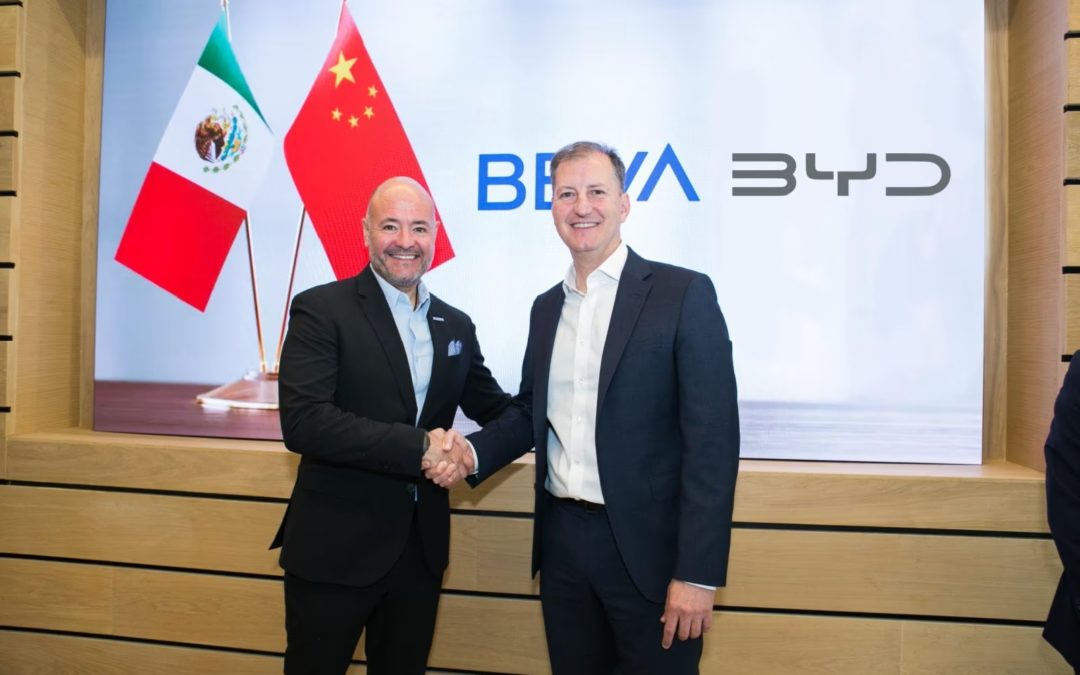 Sella alianza BBVA México con la armadora de autos china BYD