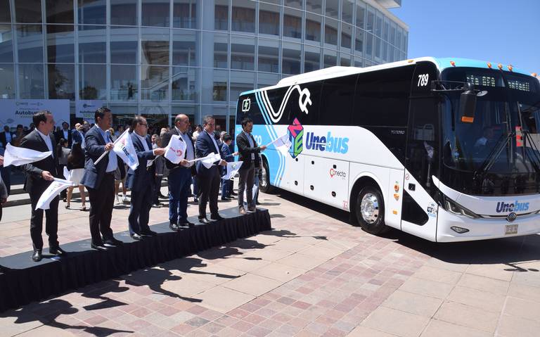 Presentan en León los primeros dos autobuses foráneos de pasajeros eléctricos