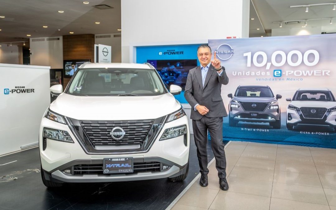 Nissan celebra posicionamiento de 10 mil unidades eléctricas en México