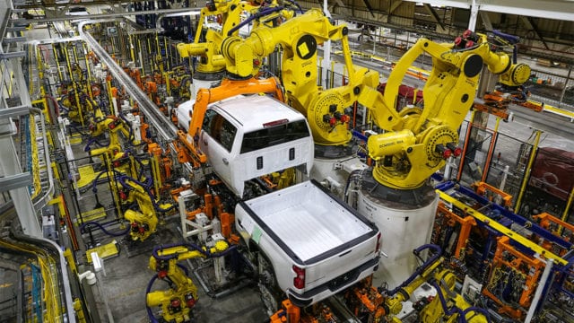 Fabricantes de autos y camiones en México minimizan aranceles de EU a productos de China