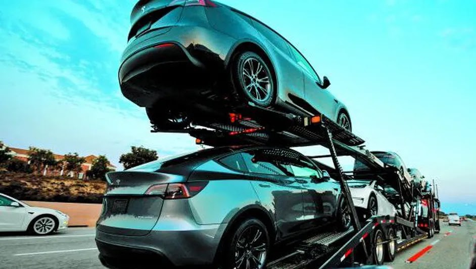 Ganará Musk con reglas de Trump en autos eléctricos