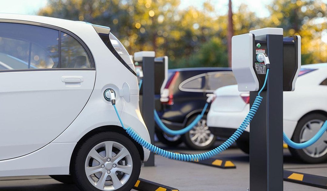 Guanajuato apuesta por industria de autos eléctricos; casi 100 empresas fabrican sus partes