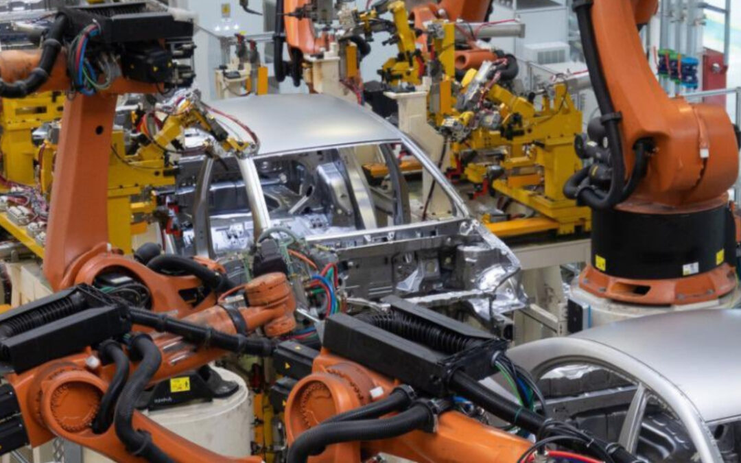 Empresarios italianos del ramo automotriz mantienen confianza de invertir en los estados