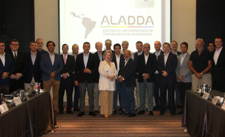 Industria automotriz de América Latina impulsa modelo de movilidad sostenible