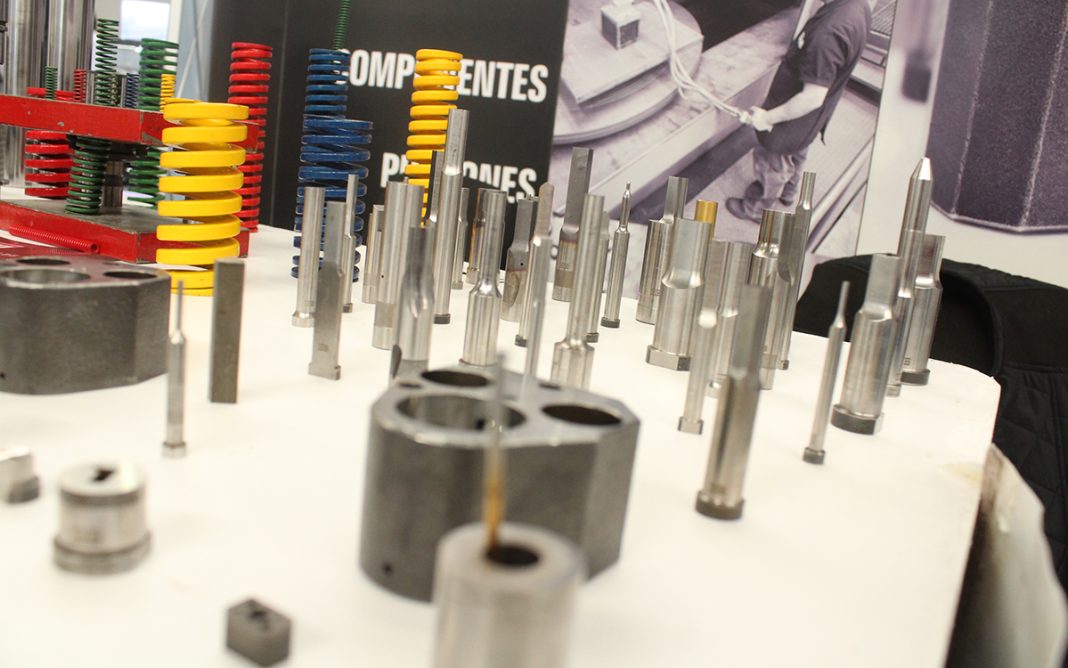 Atraso de aranceles da un alivio al sector automotriz