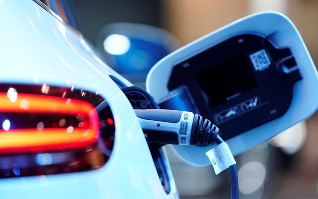 EU se está quedando atrás en la carrera mundial de los vehículos eléctricos, lo que le costará a su industria automotriz