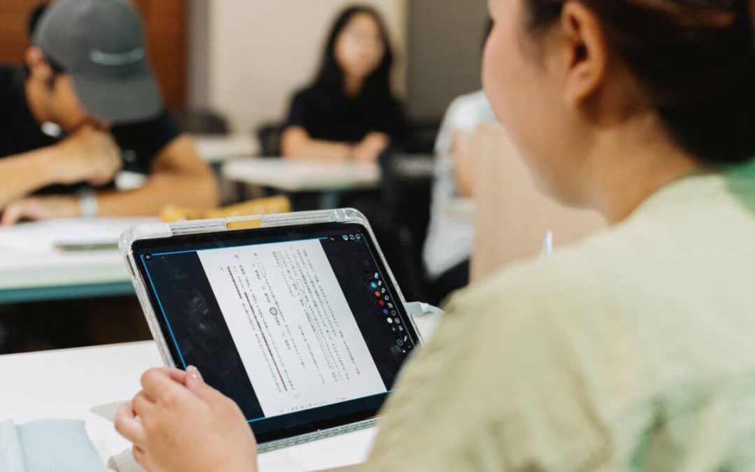 Ir a Japón para aprender tecnología e innovación es posible con una beca de México: estos son los requisitos